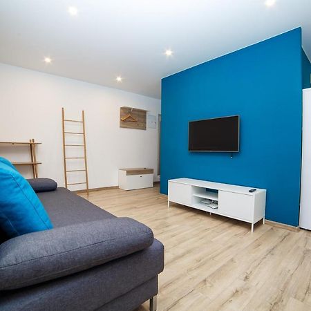 Tf Apartment Двокімнатні Апартаменти В Центрі Міста Połtawa Zewnętrze zdjęcie