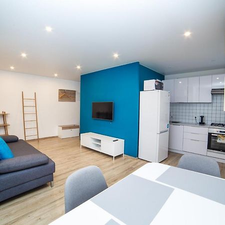 Tf Apartment Двокімнатні Апартаменти В Центрі Міста Połtawa Zewnętrze zdjęcie
