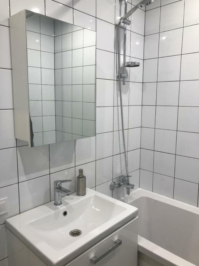 Tf Apartment Двокімнатні Апартаменти В Центрі Міста Połtawa Zewnętrze zdjęcie