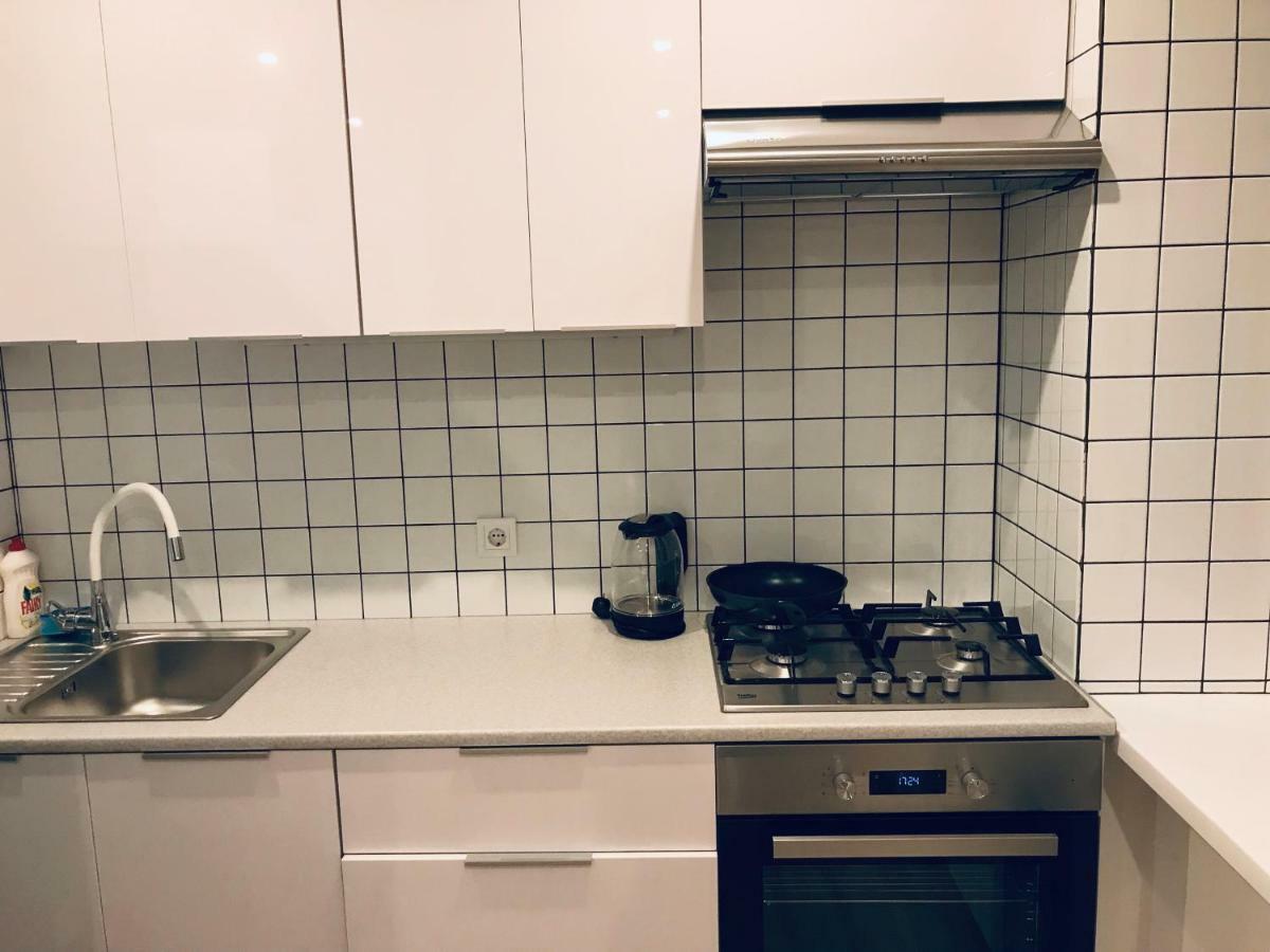Tf Apartment Двокімнатні Апартаменти В Центрі Міста Połtawa Zewnętrze zdjęcie