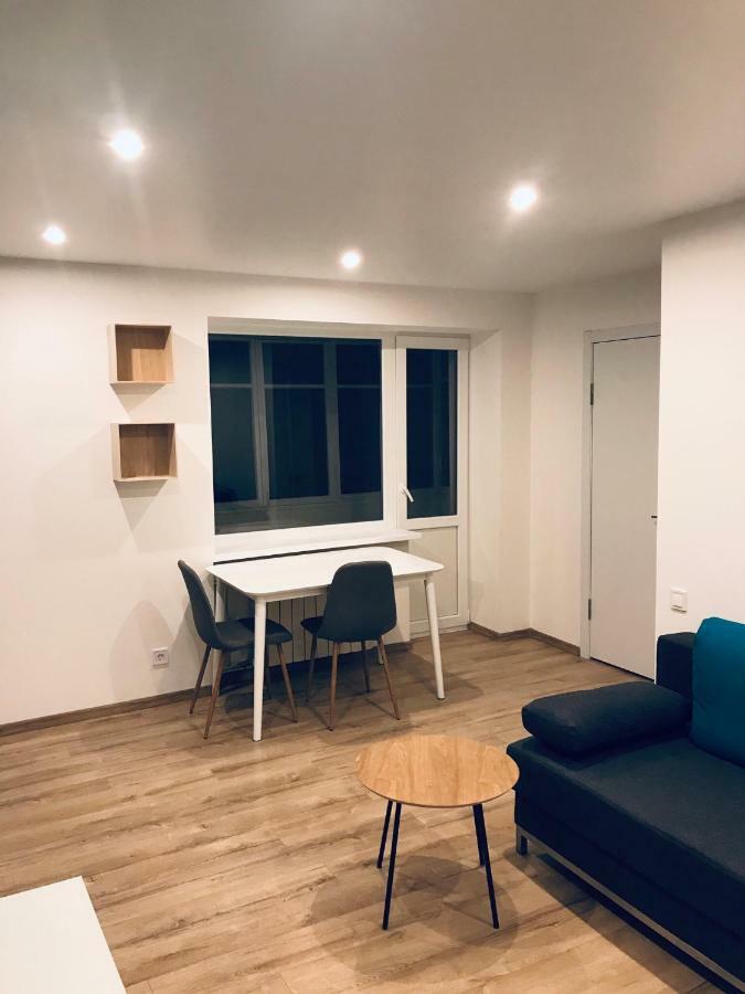 Tf Apartment Двокімнатні Апартаменти В Центрі Міста Połtawa Zewnętrze zdjęcie