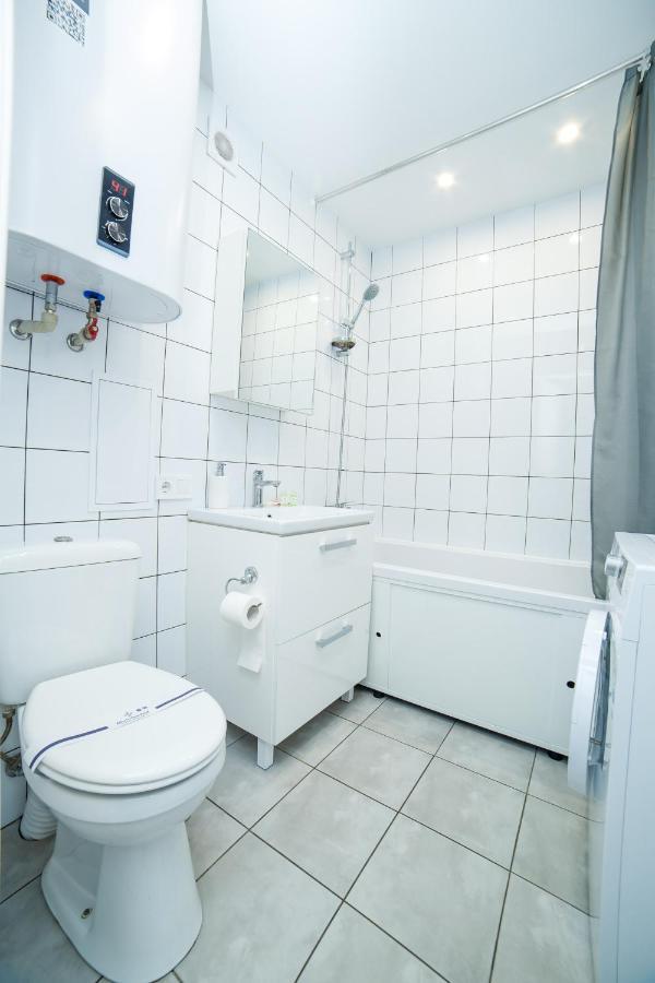 Tf Apartment Двокімнатні Апартаменти В Центрі Міста Połtawa Zewnętrze zdjęcie